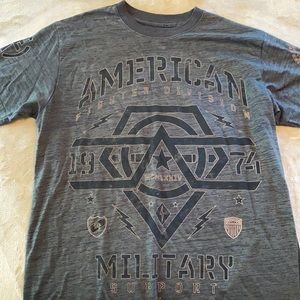 Men’s Medium American Fighter shirt